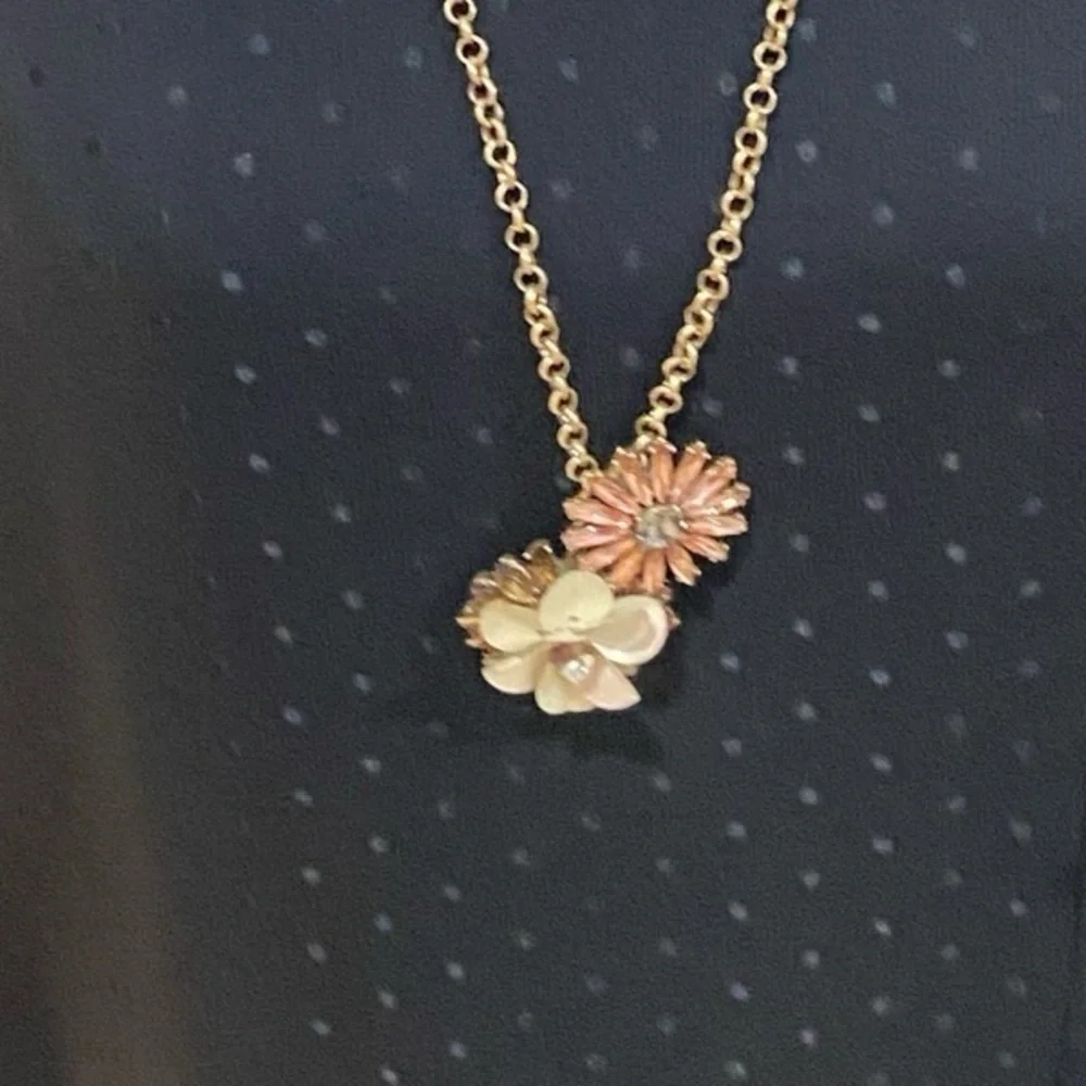 Ann Taylor antique gold chain long necklace double flower pendant blush crystal